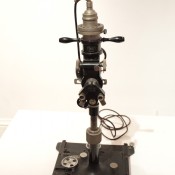 Lampe à fente et grand ophtalmoscope simplifié